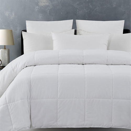 Quilts & Comforters