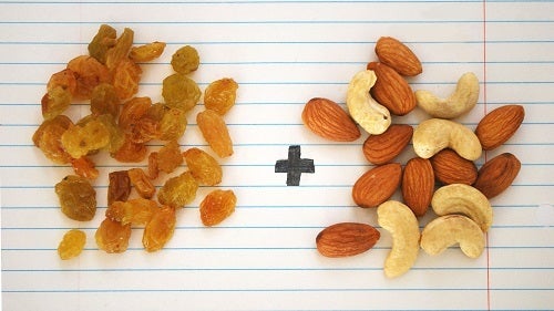 Golden raisins and mixed nuts